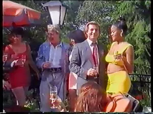 Beauté avec deux pén ...