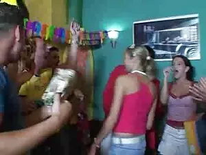 Étudiant russe et fi ...