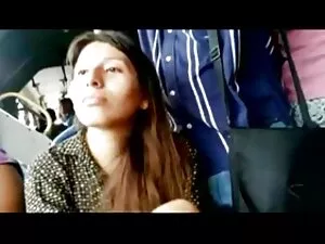 Lucia Love se fait f ...