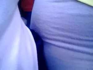 Sa chatte est excité ...