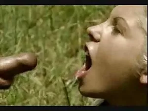 Deux infirmières sex ...