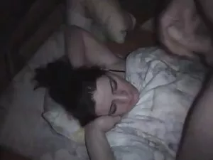 Petite amie et ses g ...