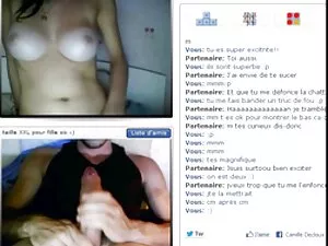 Sophia Gold s'amuse  ...